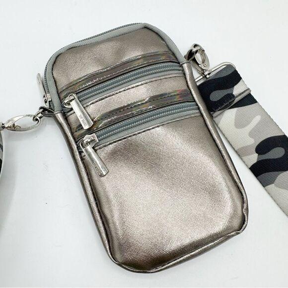 Metallic‎ Silver Cellphone Bag with Silver Camo Removable Crossbody Strap - Picture 3 of 12